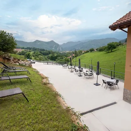 Caldas Y El Balneario Apartment Oviedo