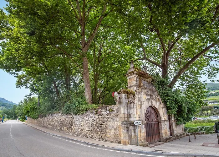 Caldas Y El Balneario Oviedo